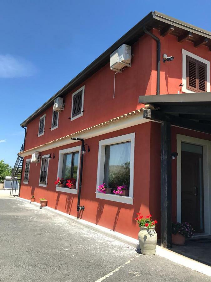 Villa Stefy Apartments Avola Luaran gambar